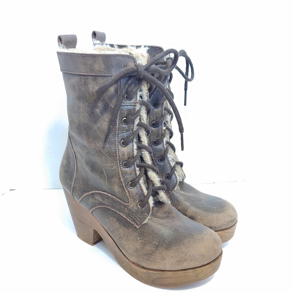 Free Bird by Steven lace up boots